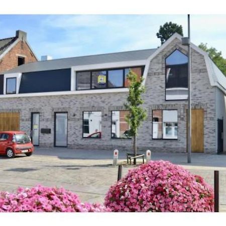 Leuk Overnachten In Hartje Laarne, Dicht Bij Gent! Extérieur photo